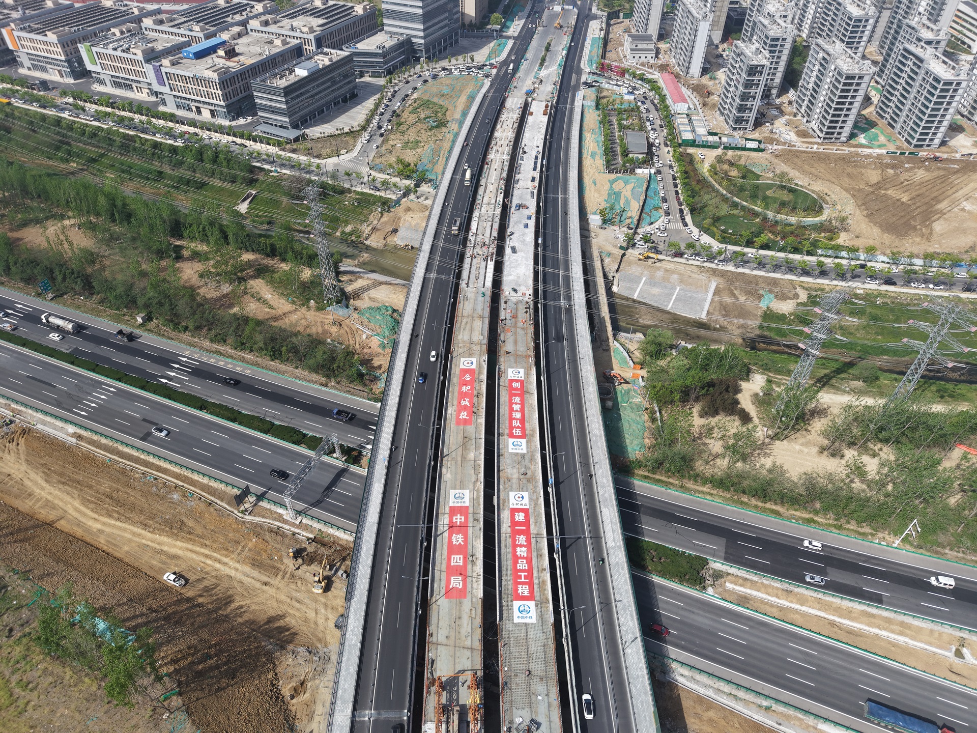 EMC�ױ�(�й���)�ٷ���վ